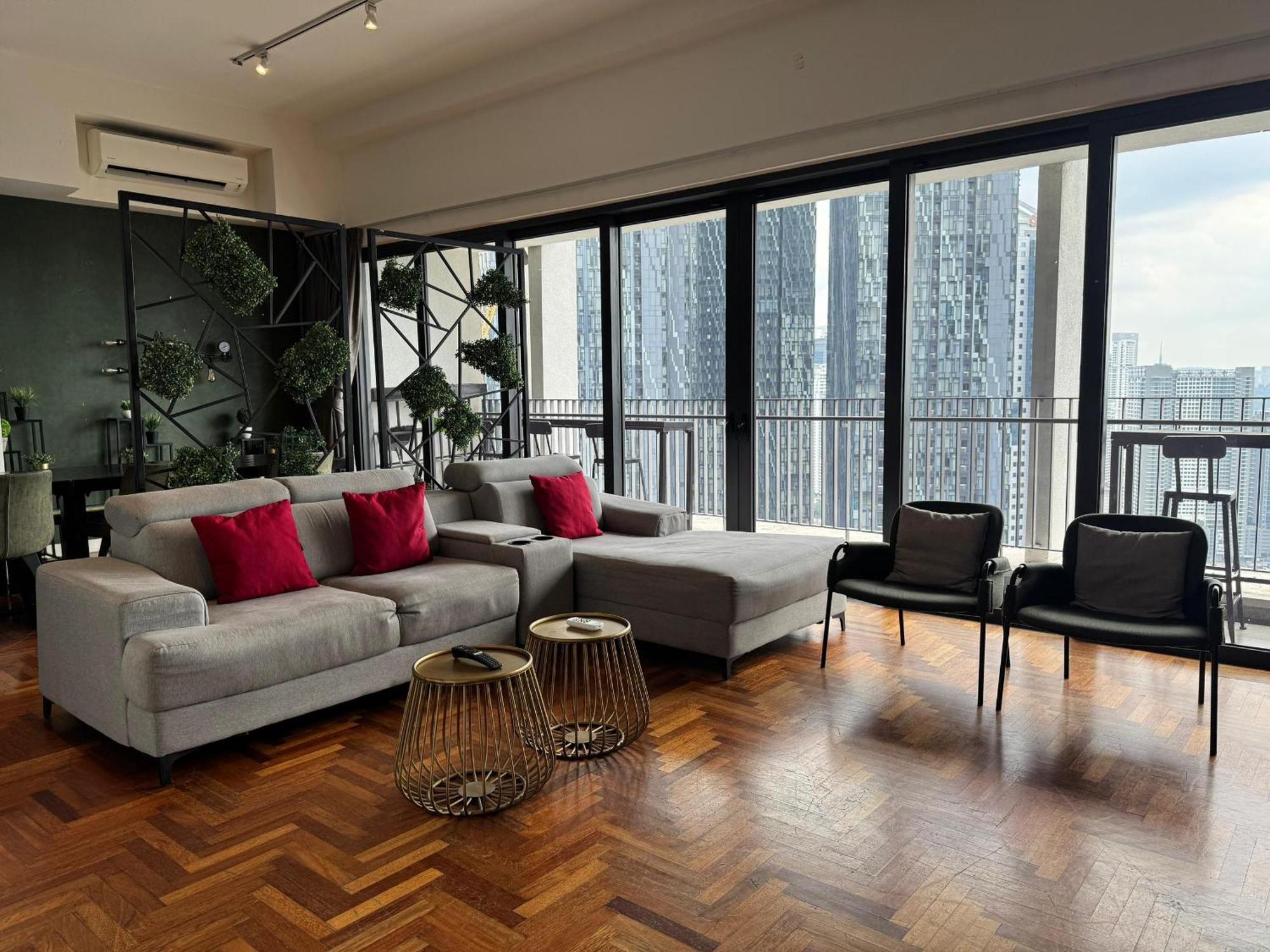 The Mews Klcc By Plush, Kuala Lumpur